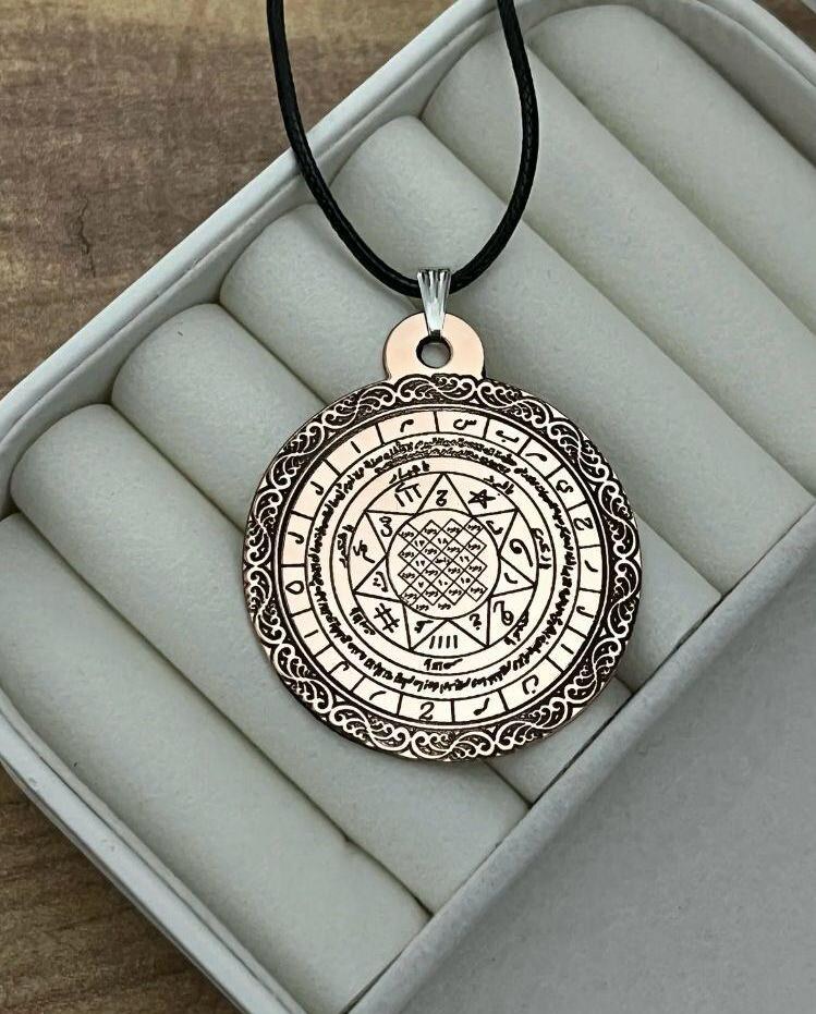 Djinn Khodam — Love Talisman Necklace – Binding Amulet for Loyalty & Devotion – Spiritual Protection Jewelry — view 1